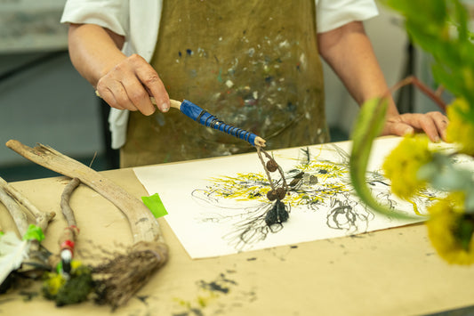 DRAW - Fast & Loose Still Life with Debbie Mackinnon